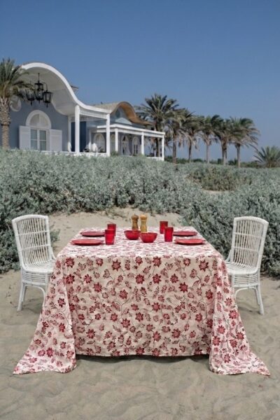 Tablecloth Flowers Red (1.8-3.5 m)